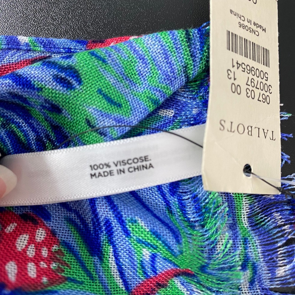 Talbots Womens Scarf One Size Green Blue Red Pinecone Print Fringed Viscose NWT - Picture 6 of 12